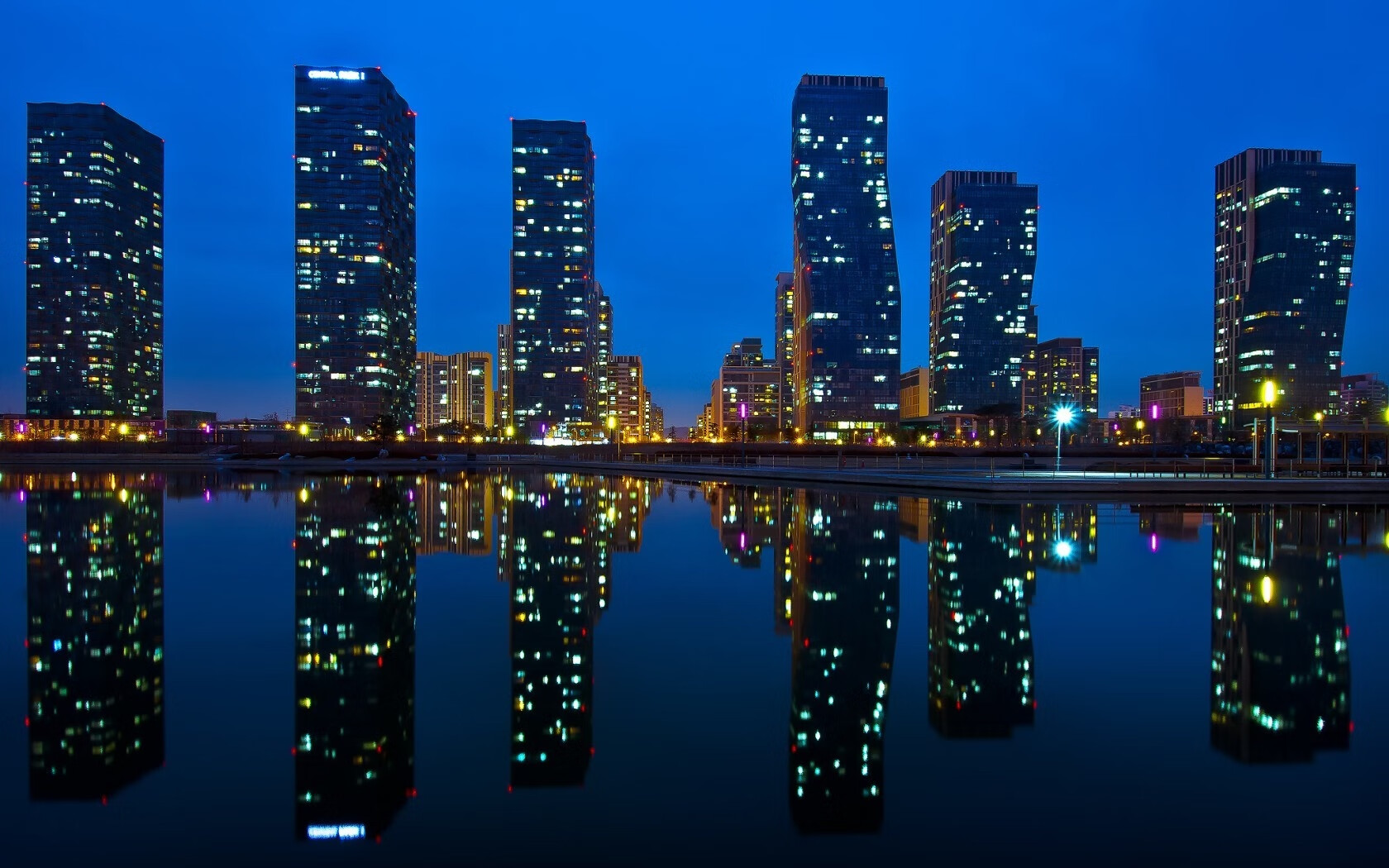 中立B男队稳扎稳打，技术细节提升明显，中立部队