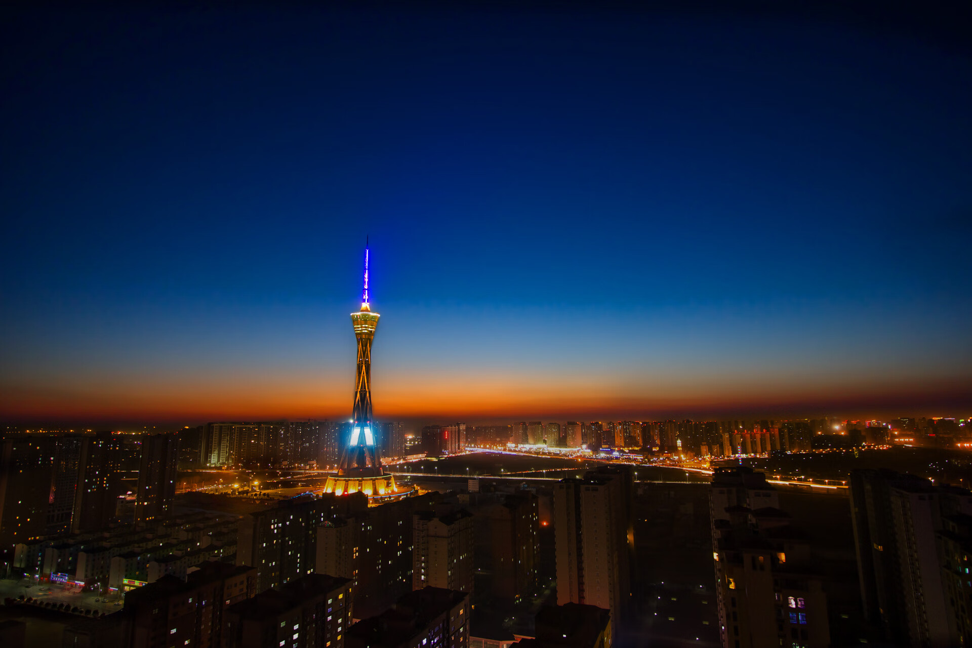 开云体育在线下载-“阿根廷美洲狮队的‘防守领袖’：马丁·高尔西的崛起”